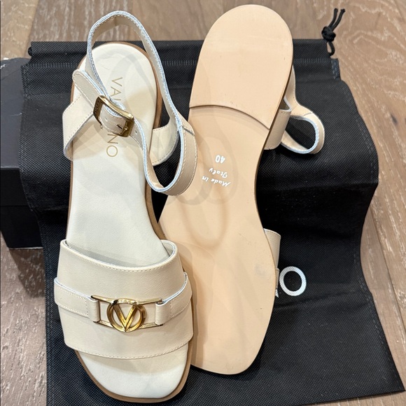 Valentino Cream Sandals with Gold Accent - Picture 9 of 10